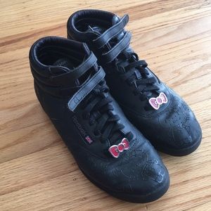 Limited edition Hello Kitty Reebok Classics 8.5